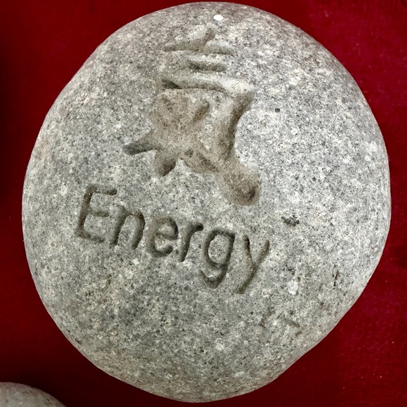 đź‘‘âś…PRICE FIRMâś… 5 Engraved Inspirational Stones Set - Picture 4 of 14